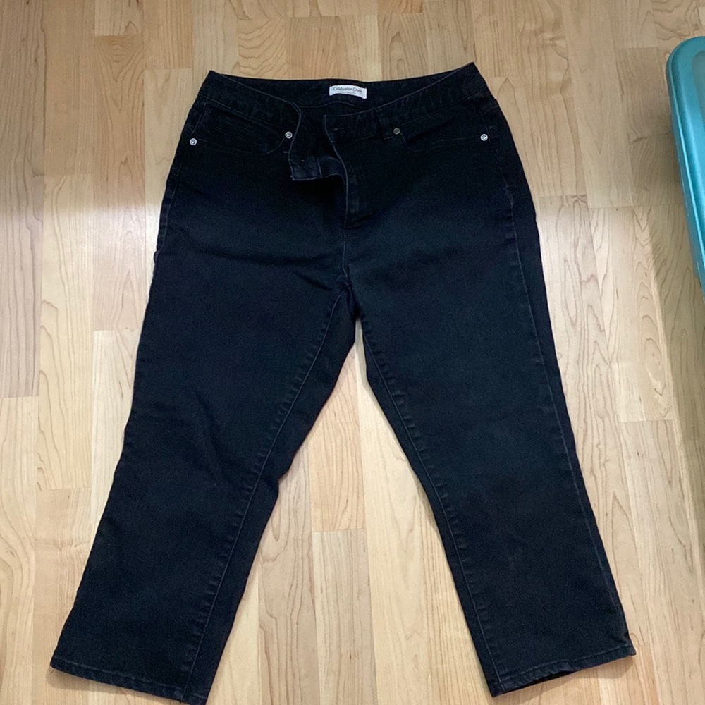 Coldwater Creek black denim capris